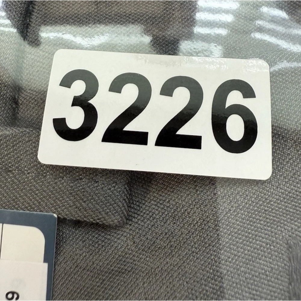 Hagger H26 Men's 32x30 Gray 4 Way Stretch Slim Fit Performance Dress Pants NWT - Picture 9 of 9